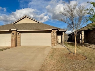 2404 Finesilver Ln, Oklahoma City, OK 73128