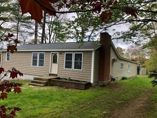 8 Sunrise Shore E, Dudley, MA 01571