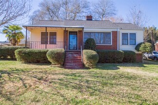 22 Springfield Ave, Greenville, SC 29611