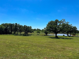 11 Camp Lakewood Rd, Guthrie, OK 73044
