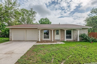 7622 Gnarled Oak Trail, Live Oak, TX 78233