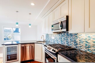 108 Maverick St Unit 3, Boston, MA 02128