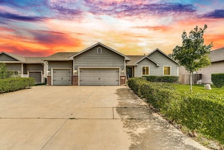 11008 W Hadden Cir, Wichita, KS 67215