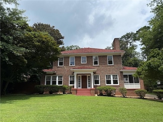 1098 Oakdale Rd NE, Atlanta, GA 30307