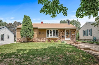 2233 Fremont Ave E, Saint Paul, MN 55119