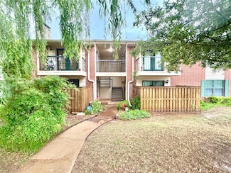 4400 Hemingway Dr Unit 202, Oklahoma City, OK 73118