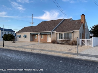 107 Carlton Place, Mantoloking, NJ 08738