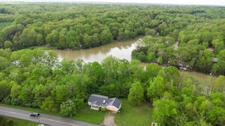 17590 New Columbus Rd, Corinth, KY 41010