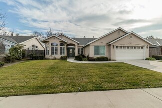 2390 Kamm Ave, Kingsburg, CA 93631