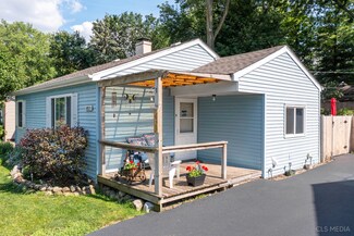 8923 Woody Trail, Wonder Lake, IL 60097