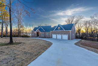 620 Horseshoe Hills Rd, Killen, AL 35645