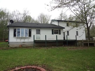 1840 Lane 201 Ball Lake, Hamilton, IN 46742