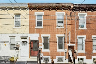 1039 W Russell St, Philadelphia, PA 19140