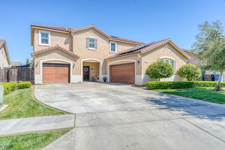 2960 3rd St, Sanger, CA 93657