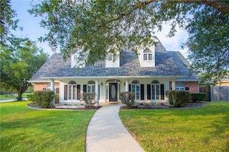 108 Lake Ridge Dr, La Place, LA 70068
