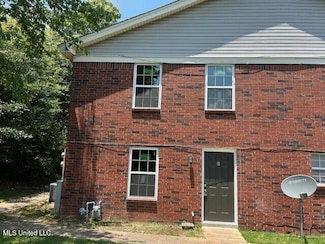 8061 Martha Ann Ln Unit D, Southaven, MS 38671
