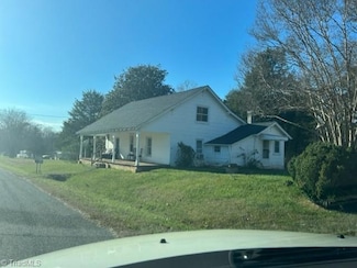 322 Oscar Hill Rd, Dobson, NC 27017