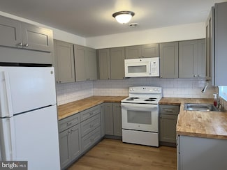 134A Buckingham Dr, Manchester, NJ 08759