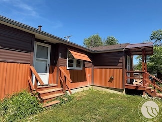 632A E 4th Ave N, Columbus, MT 59019