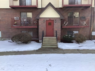 9 Royal Crest Dr Unit 4, Randolph, MA 02368