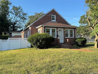 111 Central Ave, Deer Park, NY 11729