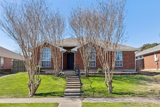 4501 Crystal Ln, Garland, TX 75043