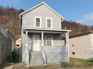 1252 Jefferson St, Vandergrift, PA 15690