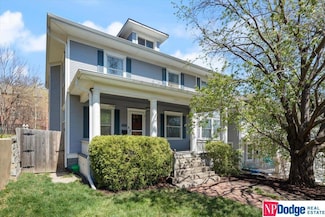 3712 Hawthorne Ave, Omaha, NE 68131