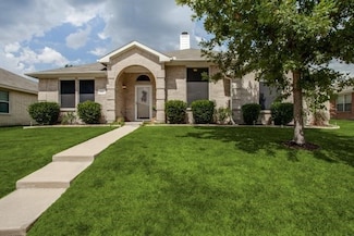 313 Havenwood Ln, Garland, TX 75043
