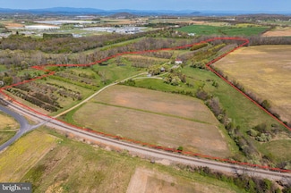 514 Lipscomb Rd, Stuarts Draft, VA 24477