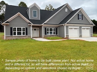 135 Carters Farm Dr, Statesville, NC 28625