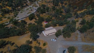 20505 Coalinga Rd, Paicines, CA 95043