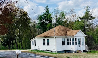 202 Cottage St, Sanford, ME 04073