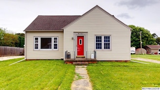 311 W Walnut St, Manly, IA 50456