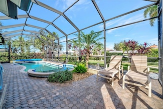 3907 4th Ave NE, Bradenton, FL 34208