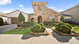 23 Quiet Vista Dr, Sugar Land, TX 77498