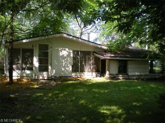 3325 Parnell Dr, Akron, OH 44319