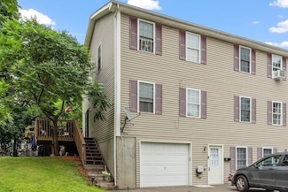 55 Brier St Unit 55, Fitchburg, MA 01420