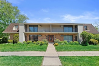 3205 5th Ave Unit D, South Milwaukee, WI 53172