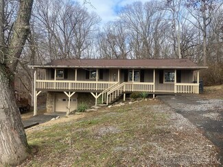 3115 Big Woods Dr, Morristown, TN 37813