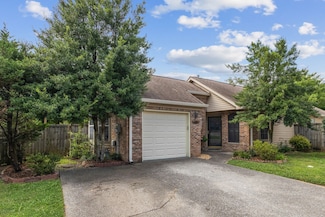 826 Brandyleigh Ct, Franklin, TN 37069