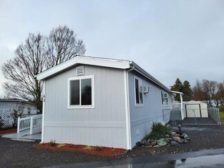1241 Dowell Rd Unit 63, Grants Pass, OR 97527