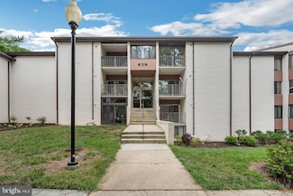 8013 Mandan Rd Unit 532, Greenbelt, MD 20770