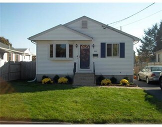 106 Hobson Ave, Pawtucket, RI 02860