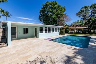 1104 SE 7th St, Deerfield Beach, FL 33441