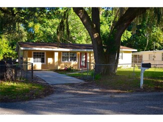 3431 Edgewood Ave, Fort Myers, FL 33916