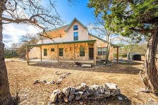 125 Turkey Trot Trail SW, Hunt, TX 78024