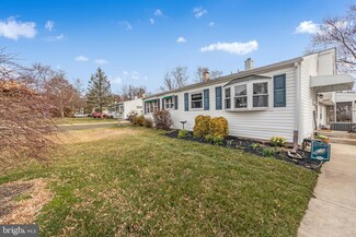 2925 Thunderhead Rd, Abington, PA 19001