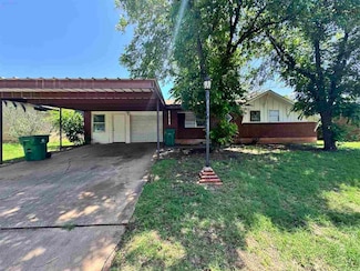 109 Wood Cir, Iowa Park, TX 76367