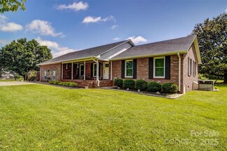 801 Witmore Rd, Wingate, NC 28174